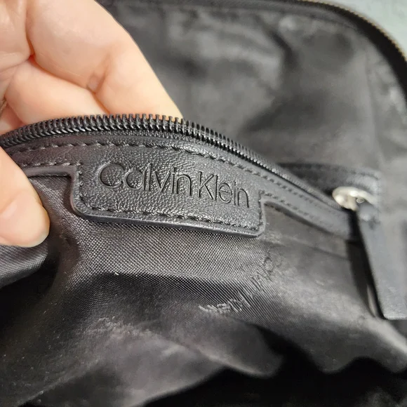 Calvin Klein Sonoma Bubble Lamb Zip Around Backpack Black Leather - Picture 8 of 9